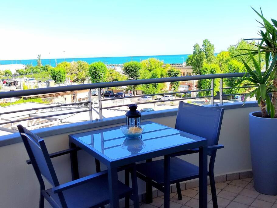 Apartment Vistamare Bluemar - The Art Of The Sea - 105mq Cattolica